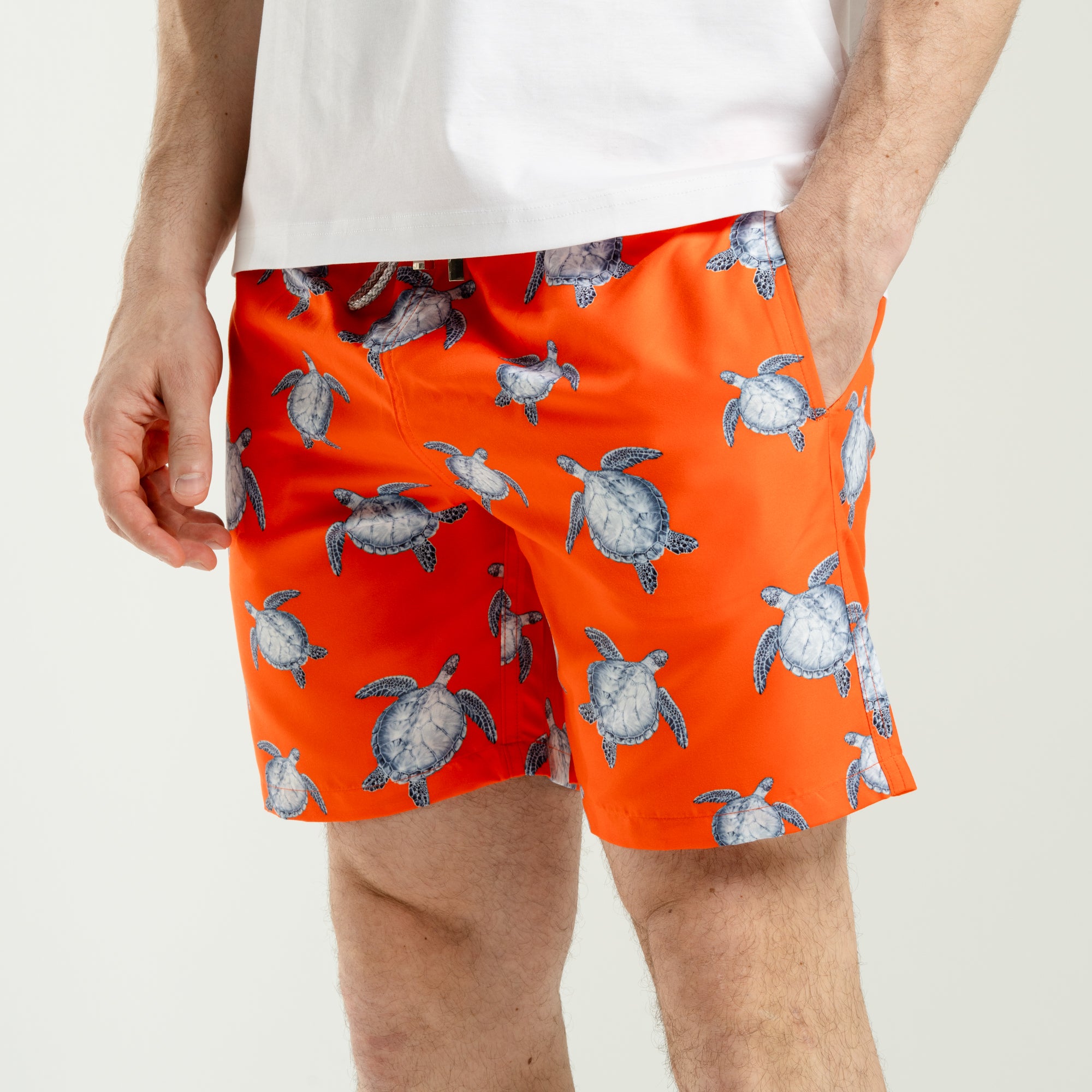 Shorts Orange Turtle